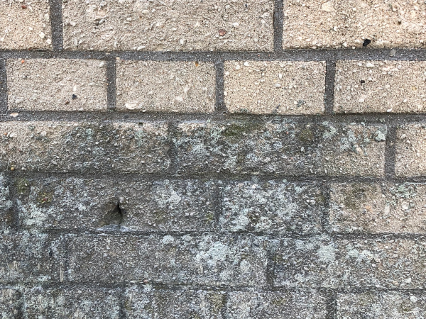 Czyszczenie elewacji klinkierowej - efekt hydropiaskowania