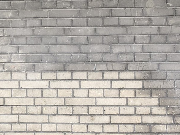 Czyszczenie elewacji klinkierowej - efekt hydropiaskowania